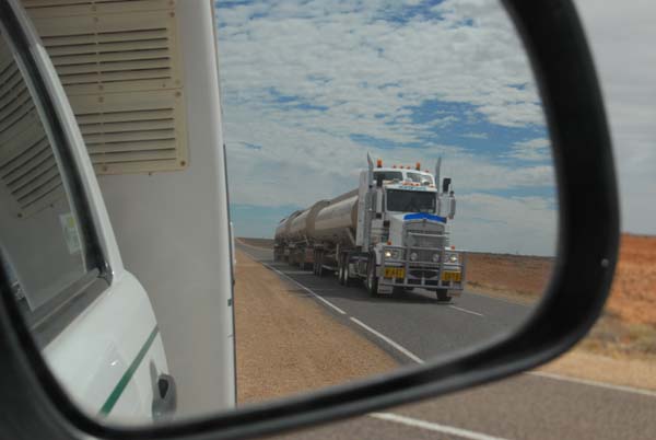 Une petite photo de son retro pour voir ce qui se passe sur les interminable route de l'outback